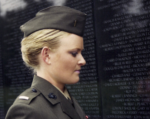 Trailer y póster del documental 'La guerra invisible' de Kirby Dick