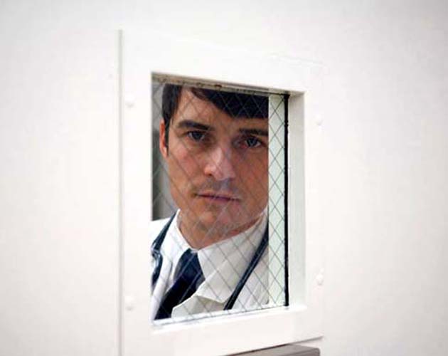 Orlando Bloom es 'The Good Doctor': trailer y póster