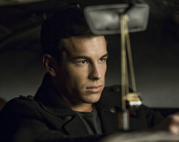 Mario Casas y compañía en el póster final de 'Tengo ganas de ti'