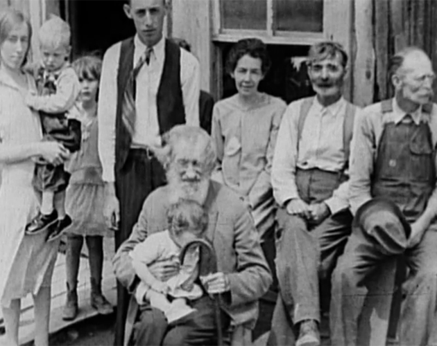 Neil Young & Crazy Horse lanzan otro vídeo con imágenes ultra retro: 'Clementine'