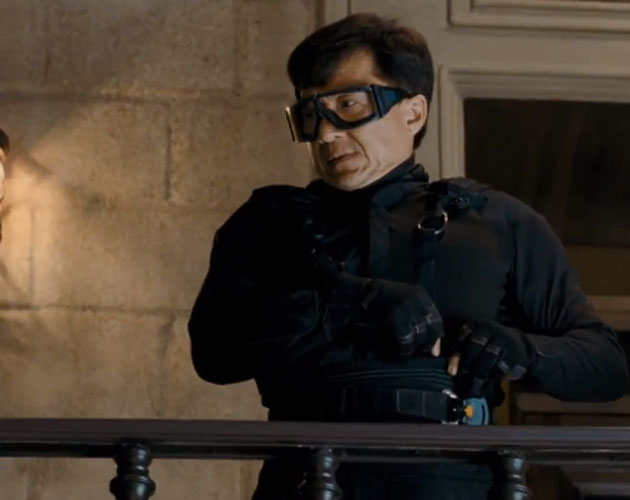 Jackie Chan presume de traje chulo en el nuevo teaser de 'Chinese Zodiac'