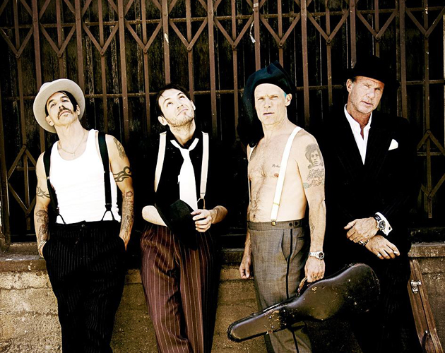 Los Red Hot Chili Peppers revelan otros dos nuevos singles