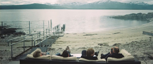 Two Door Cinema Club, el documental: sigue al grupo en su gira europea