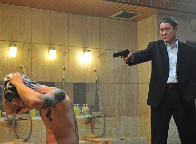 Crítica de Outrage: salvajada yakuzza de Takeshi Kitano