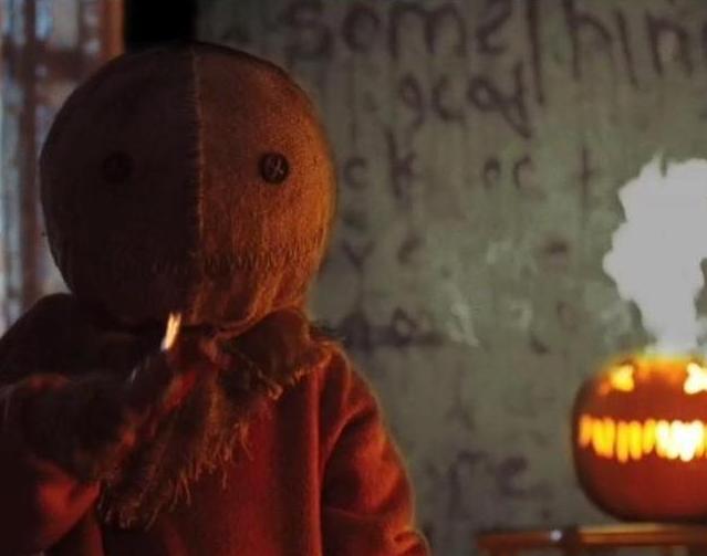 trick r treat halloween cultture