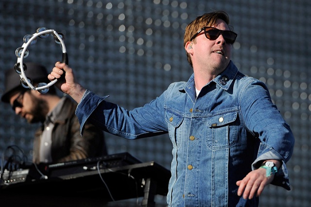 kaiser chiefs fib 2013