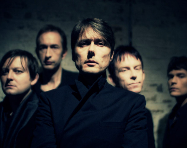 Vuelve Suede con 'It Starts And Ends With You'