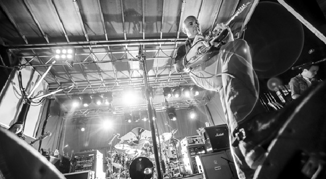 The Smashing Pumpkins regalan a sus aficionados un concierto de dos horas por el cumpleaños de Billy Corgan