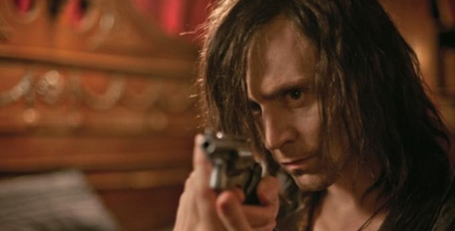 Tom Hiddleston se convierte en vampiro en 'Only Lovers Lefr Alive'
