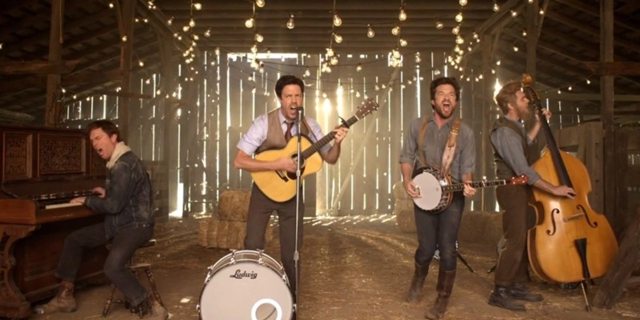 'Hopeless Wanderer', el nuevo videoclip de Mumford & Sons