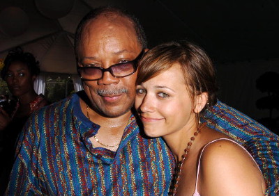 La Mujer Invisible y la Antorcha Humana en 'Los Cuatro Fantásticos'