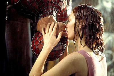 Los mejores besos de las películas de superhéroes