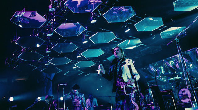 Arcade Fire versiona 'Hey Tonight' de Creedence Clearwater Revival