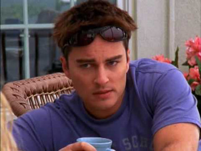 Diez personajes gays de la televisión a los que les costó salir del armario