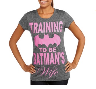 Polémica por el contenido machista de camisetas de Batman y Superman