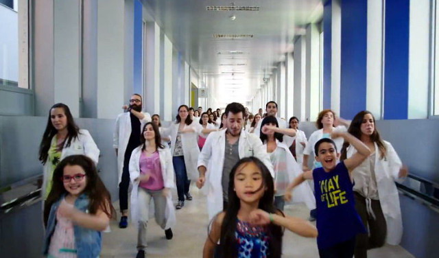 Salva vidas con el vídeo viral del baile del IRB de Barcelona