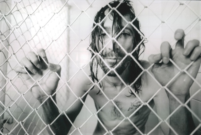 '… y rozar contigo', nueva canción de Robe Iniesta de Extremoduro