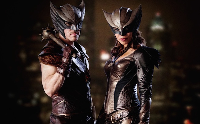 Primera foto de Hawkman y Hawkgirl en 'Leyendas del Mañana'