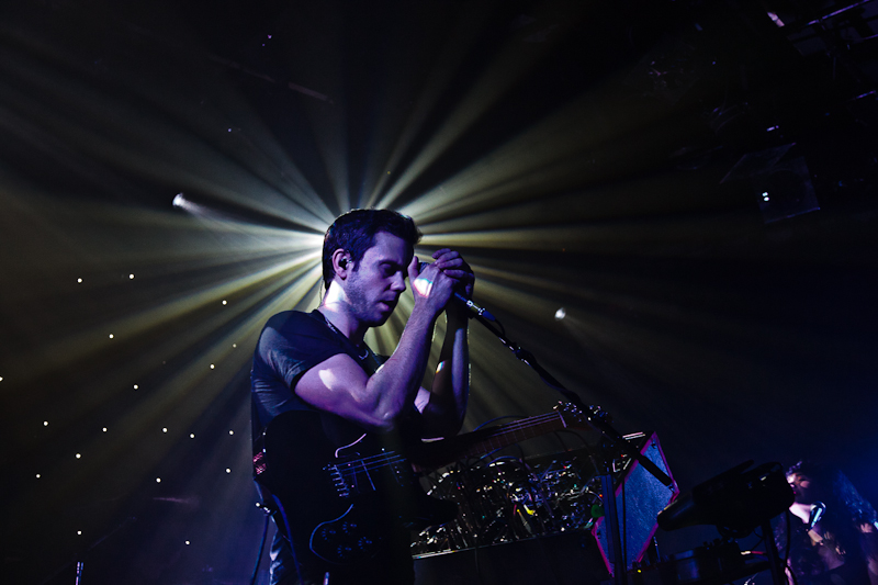M83 anuncia nuevo disco para 2016