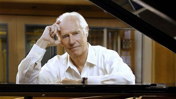 Fallece el "Quinto Beatle", George Martin
