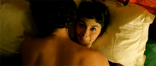 Formas en las que tu novia te engaña en internet