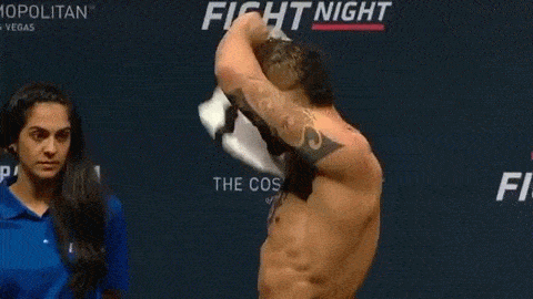 Formas en las que tu novia te engaña en internet