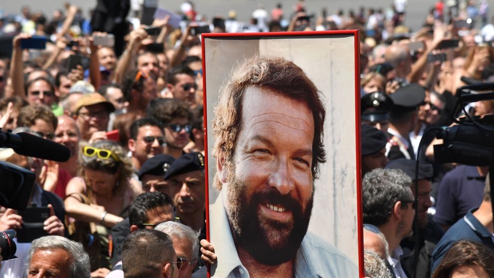 Emotivo homenaje en el funeral de Bud Spencer