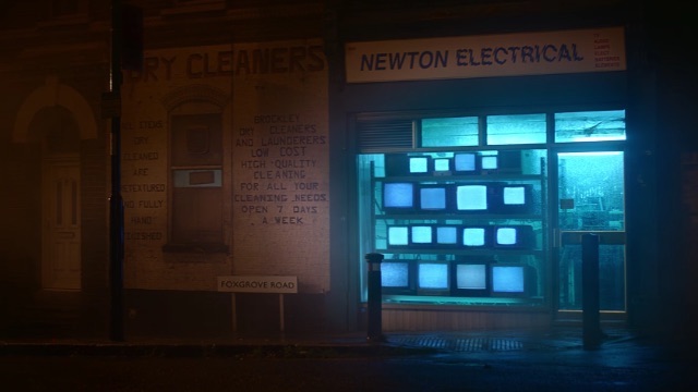 El duro videoclip del cumpleaños póstumo de Bowie