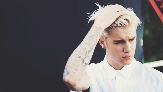 justin bieber confuso