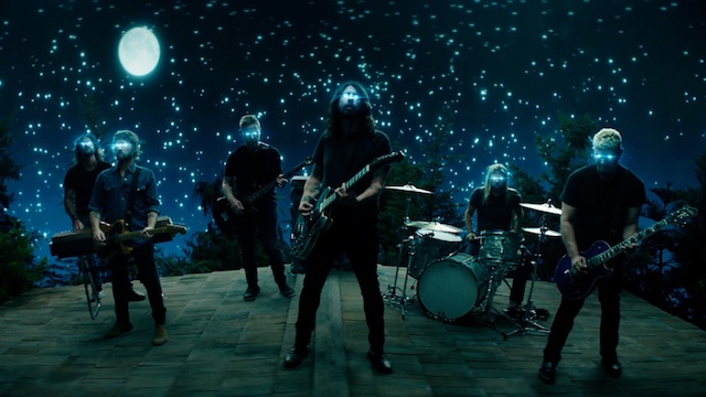 El nuevo videoclip de Foo Fighters es un cuento de hadas