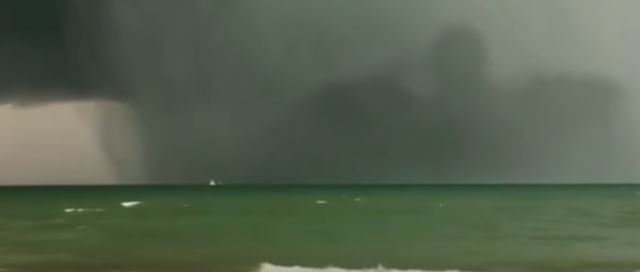 Brutal aparición cósmica en el océano