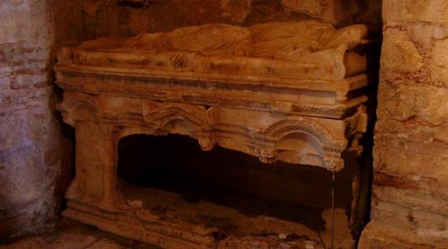 Descubierta la tumba de Santa Claus