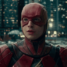 The Flash, ¿el primer superhéroe LGBTQ de la Liga de la Justicia en el cine?