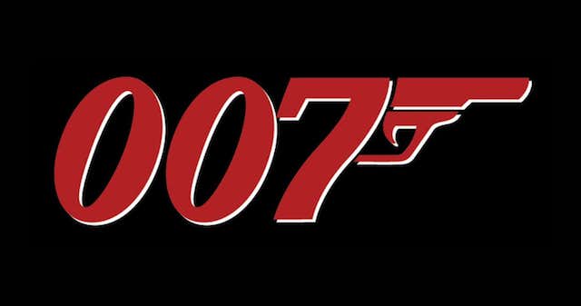 Oficial: el próximo James Bond será una mujer o un hombre negro