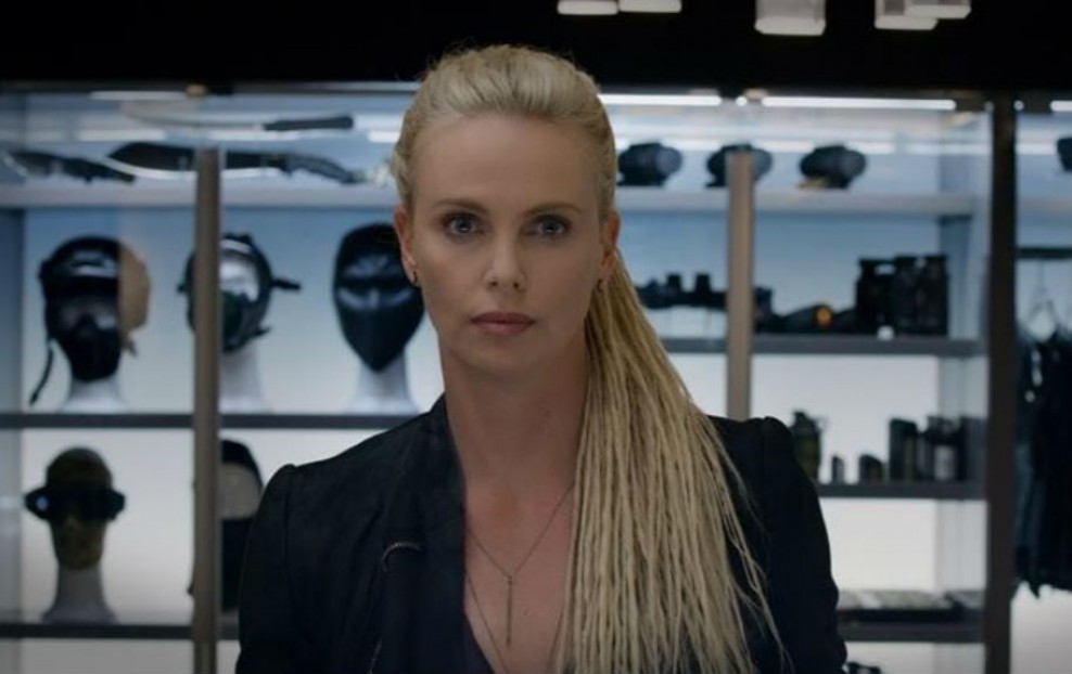 10 actrices y actores que deberían interpretar superhéroes inmediatamente