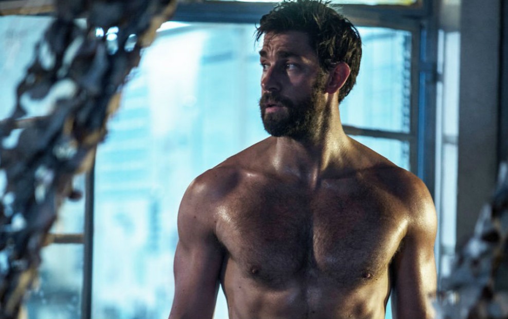 10 actrices y actores que deberían interpretar superhéroes inmediatamente