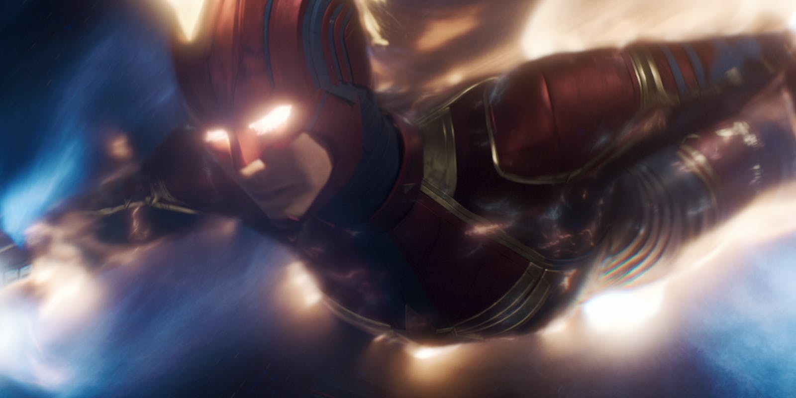 El trailer final de La Capitana Marvel desata todo su poder