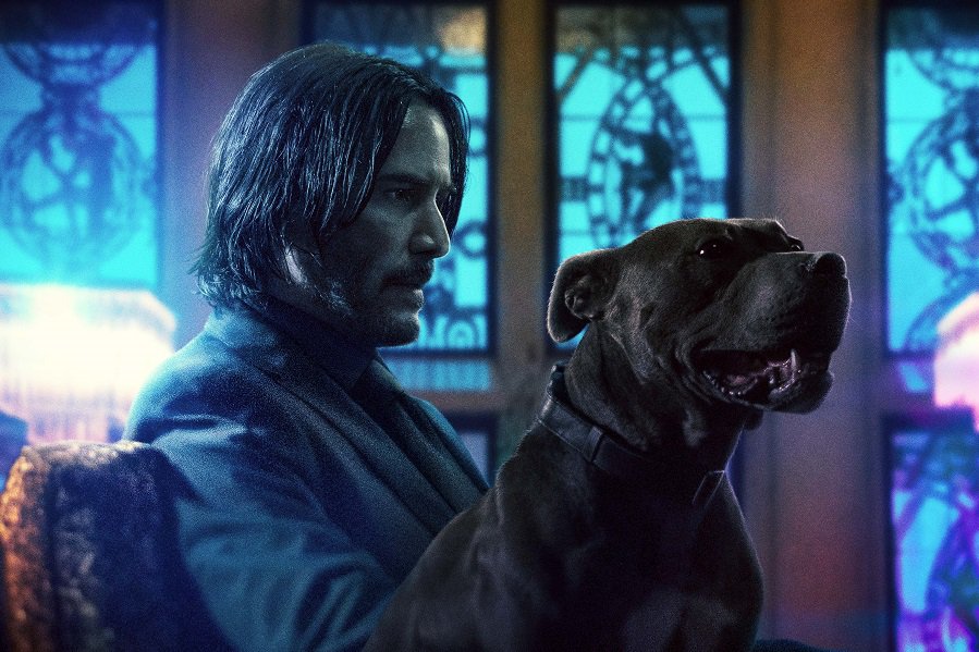 Cuchillos, katanas y perros rabiosos desatados en el nuevo trailer de 'John Wick 3: Parabellum'