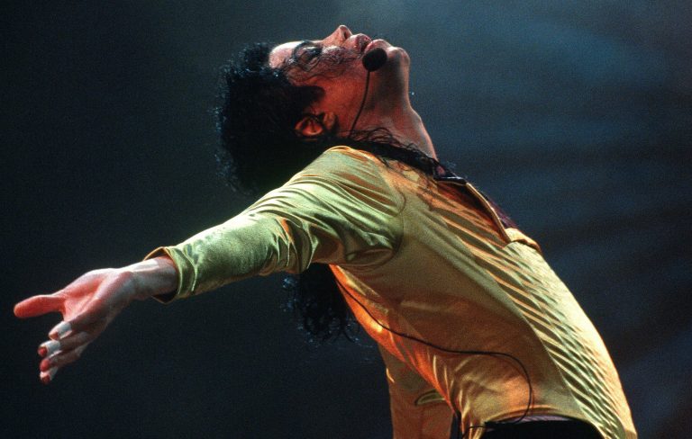 Dave Chappelle ataca a los acusadores de Michael Jackson en el nuevo especial de Netflix 2