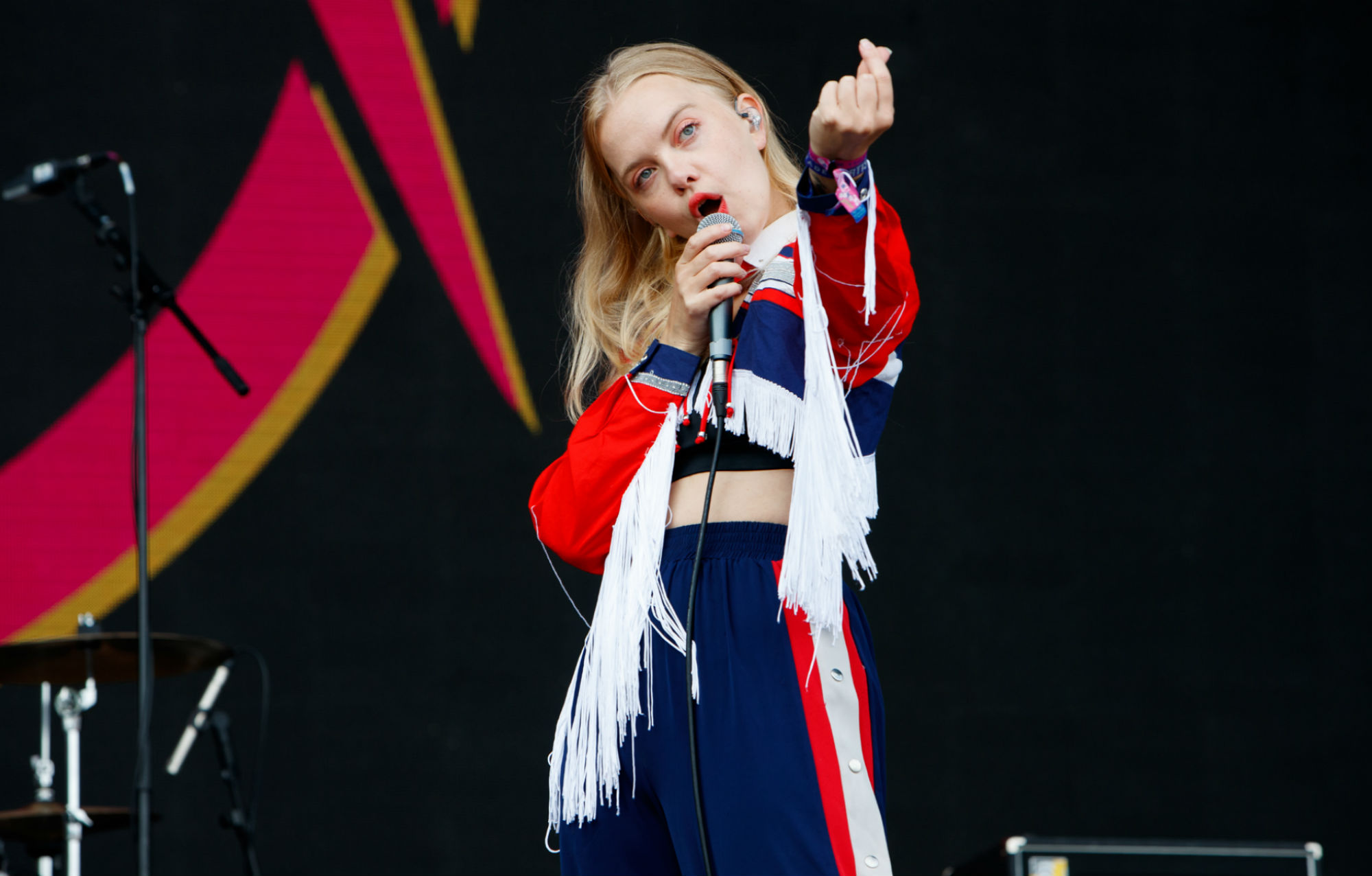 Dream Wife lanza una nueva mezcla ecléctica de sus actos de apoyo femeninos y no binarios