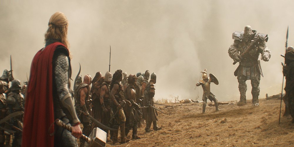 Top 10 usos de Mjolnir en la MCU 1