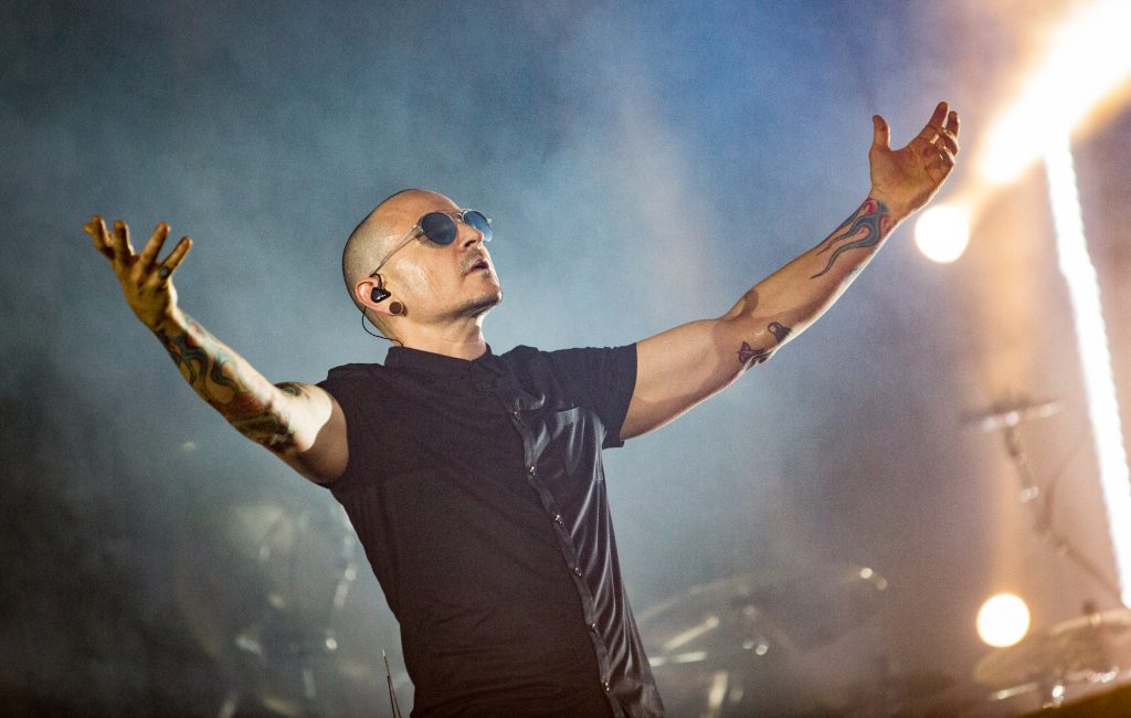 Linkin Park presta apoyo mientras Talinda Bennington anuncia su compromiso 2