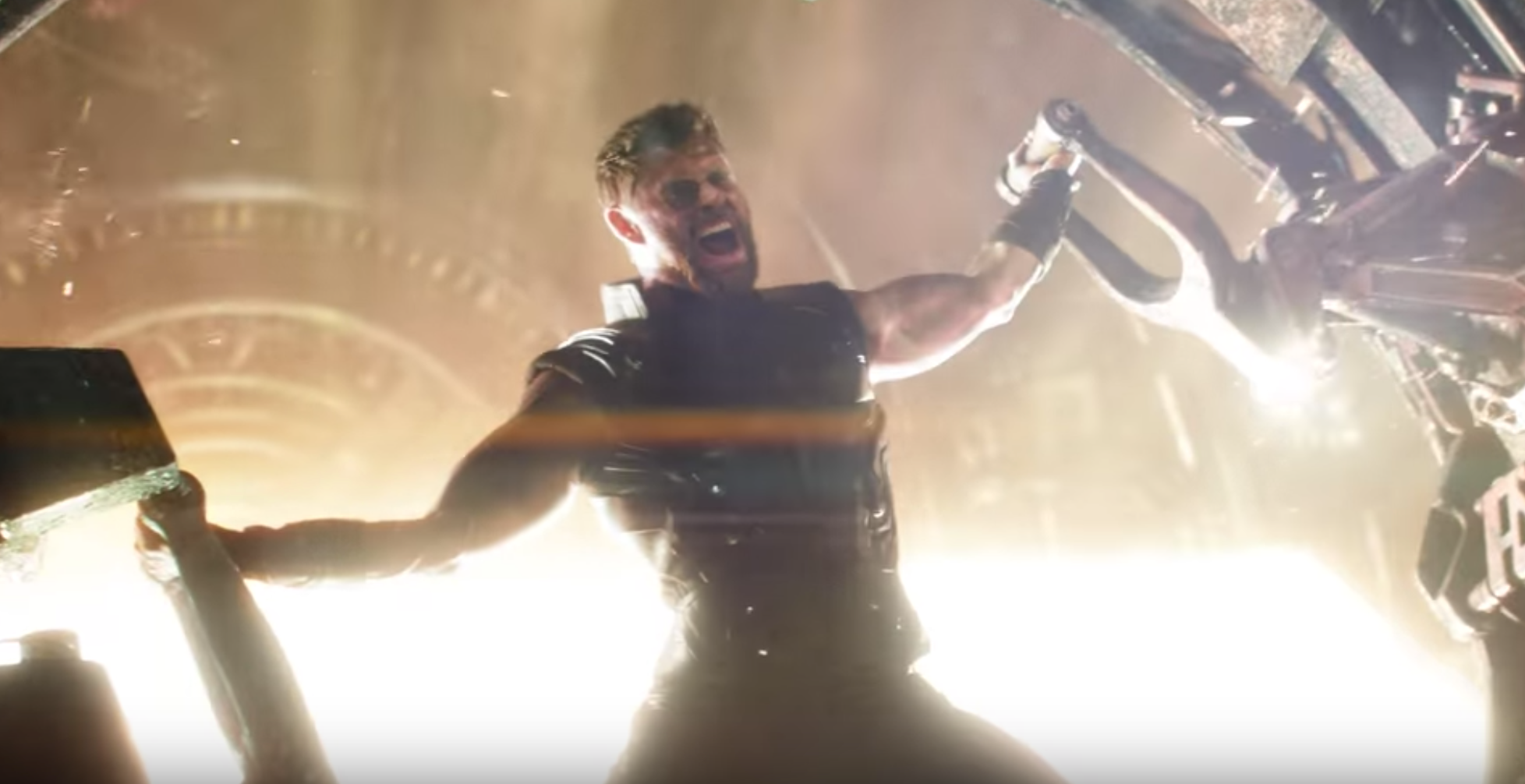 Thor vs Capitán Marvel 8