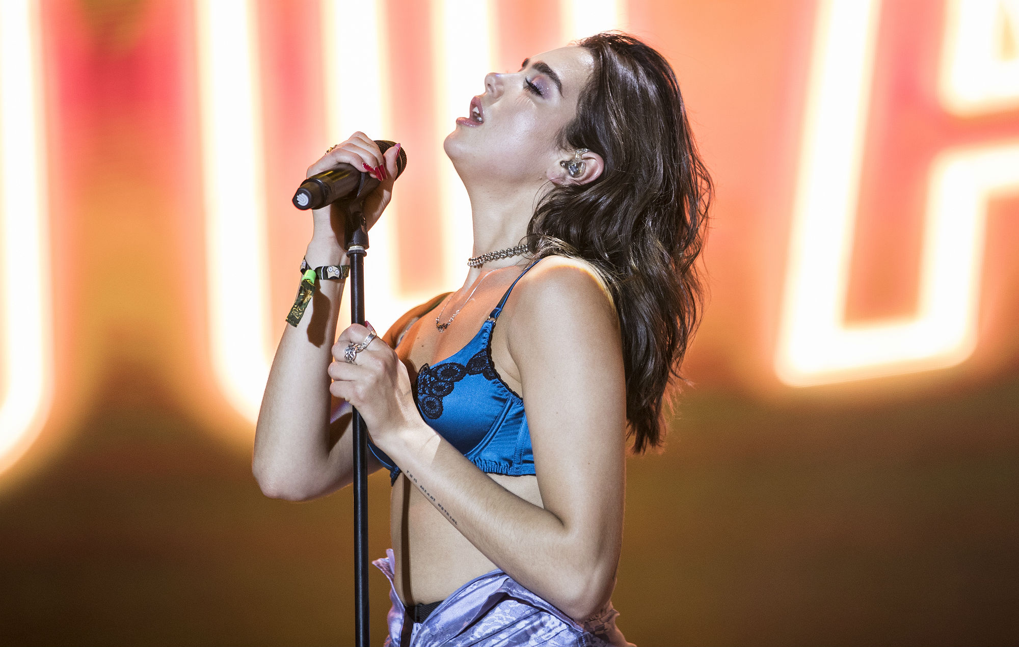 Dua Liap muestra un fragmento de su nuevo tema