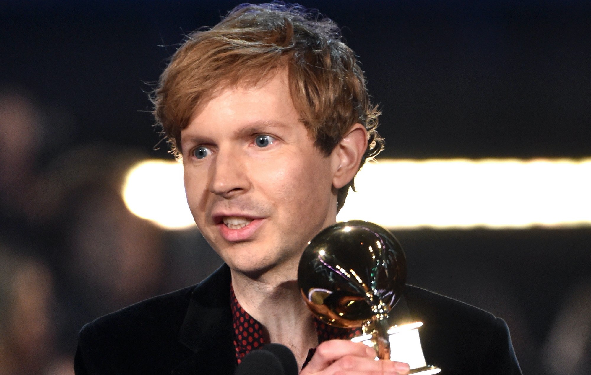 Beck reflexiona sobre el momento de los GRAMMYs 2015 de Kanye West: 