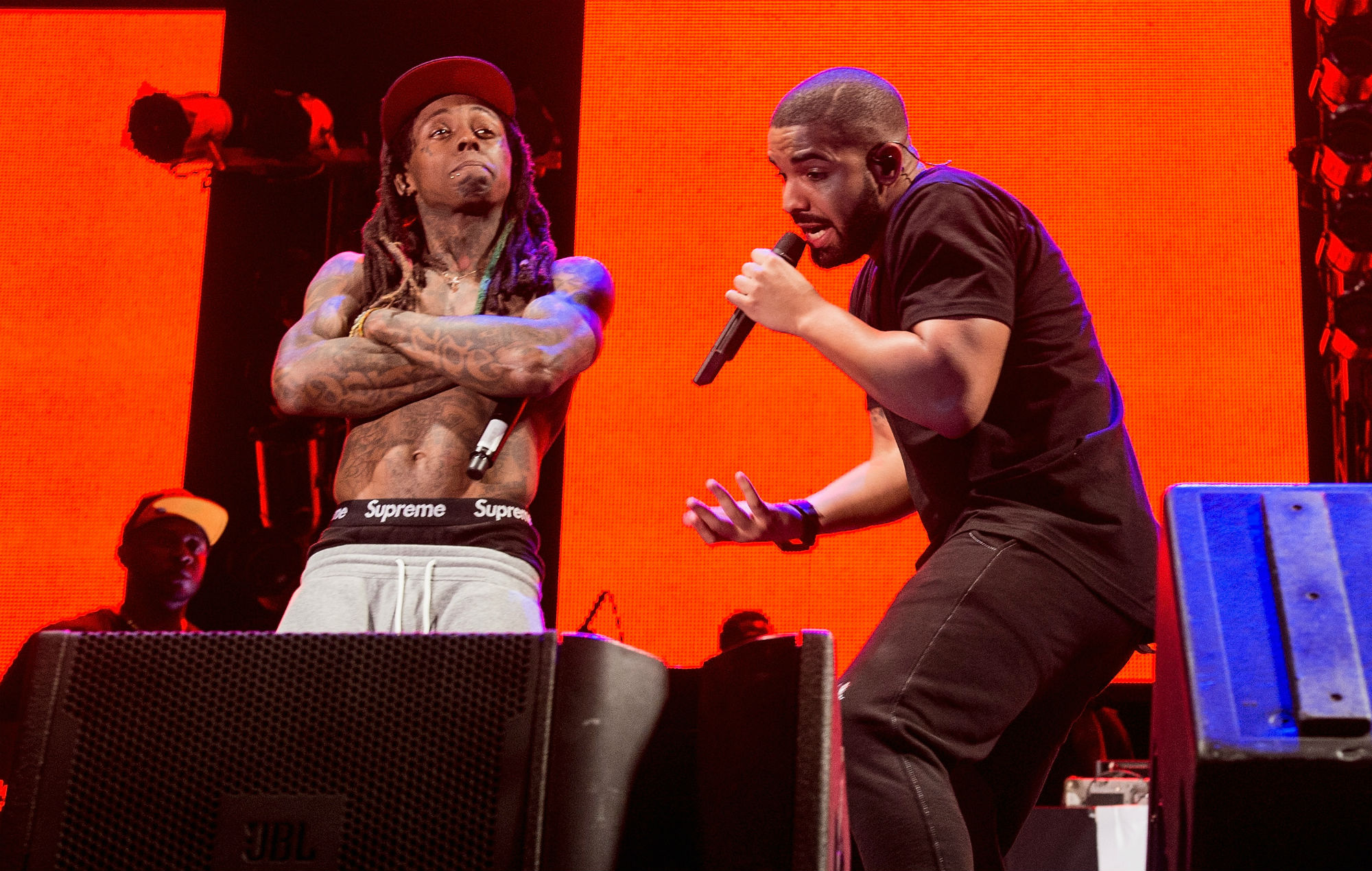 Drake saluda a Lil Wayne por darle 