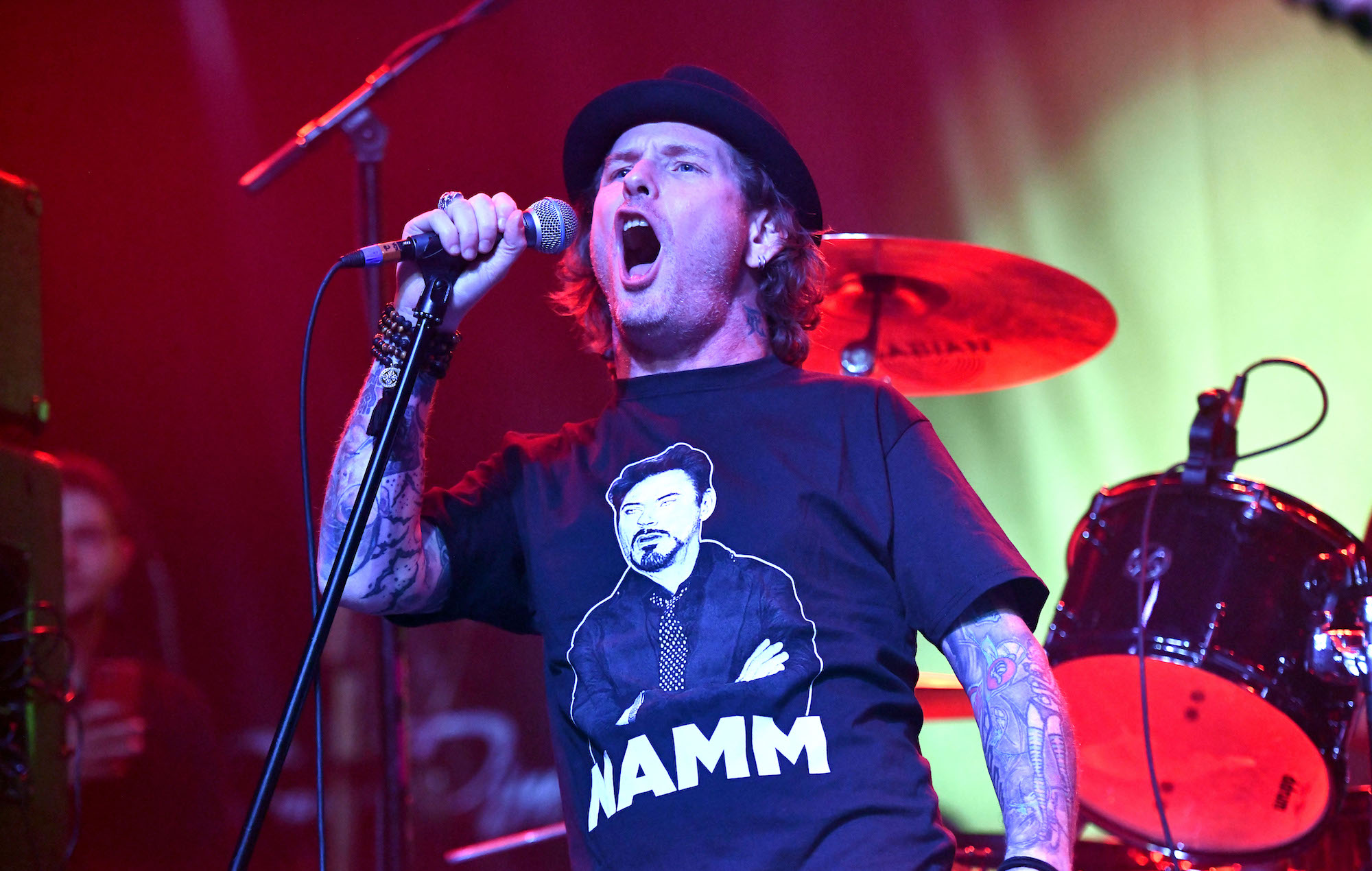 Escuchen la nueva canción de Corey Taylor 'HWY 666' del álbum de debut en solitario