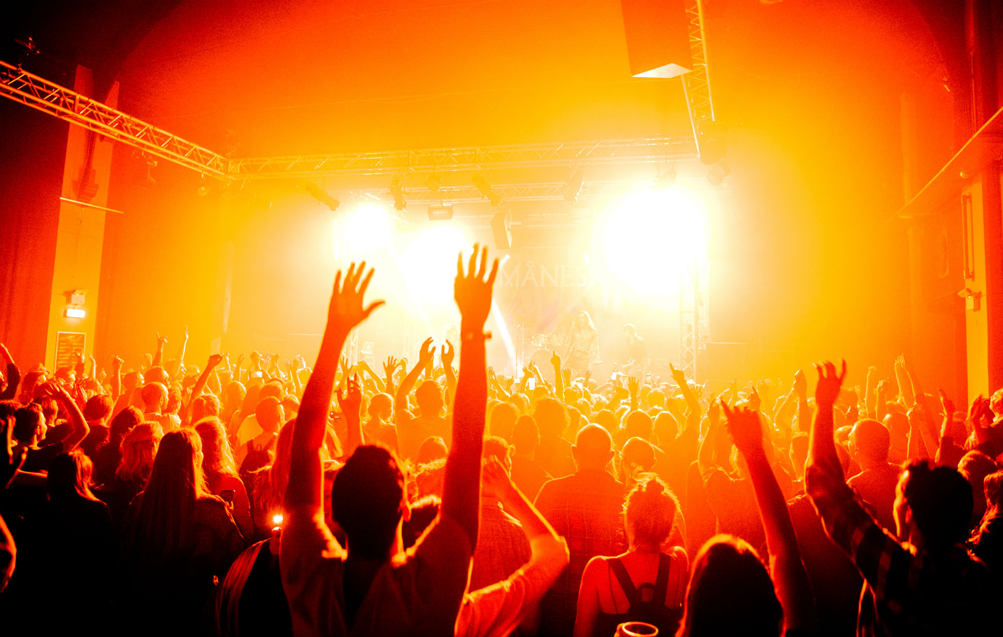 Los jefes de la música y la vida nocturna contraatacaron después de que el gobierno dijera que 