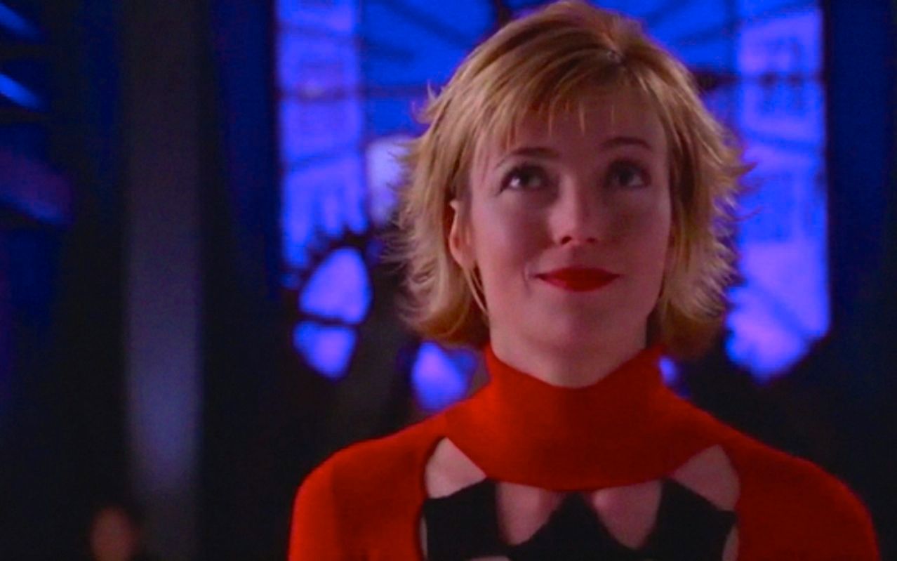 Films Et Séries Tv Avec Mia Sara Mia Sara en Birds Of Prey | Cultture