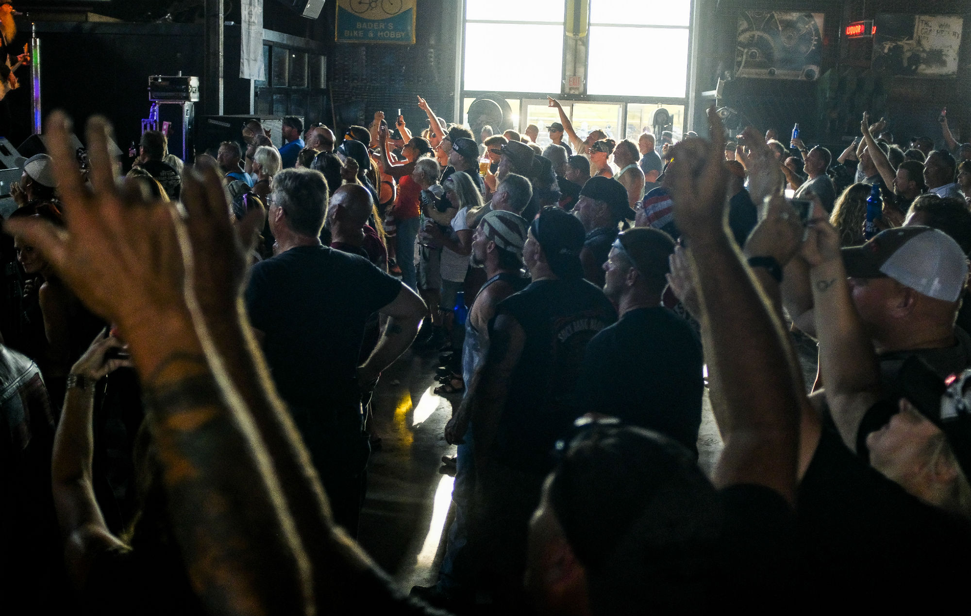 Un estudio afirma que el Rally de Motocicletas Sturgis, que se come la boca, contribuyó a 260.000 nuevos casos de coronavirus